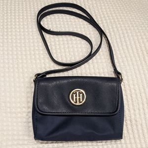 Tommy Hilfiger Navy cross body small purse